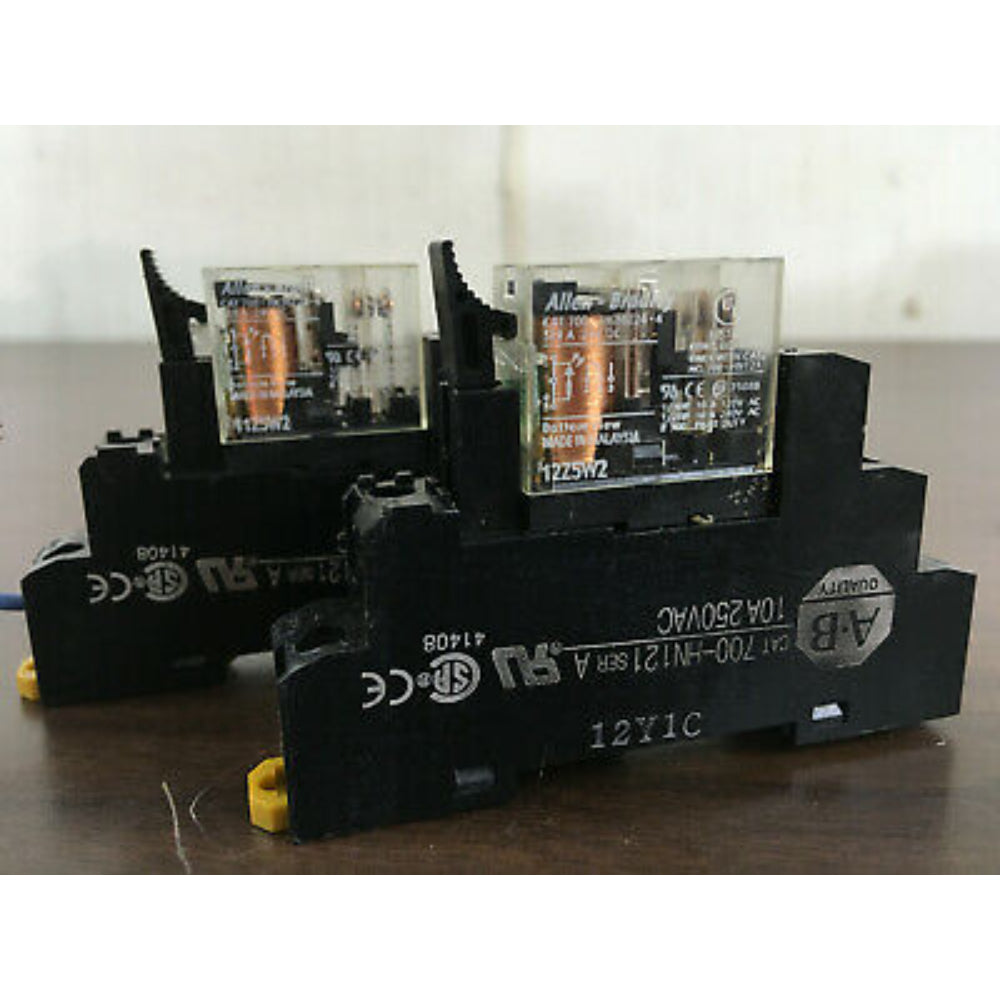 Relay, Type Control Contact Rating 24Vdc (P/N: 700-Hk36724) With Relay Base (P/N: 700-Hn121), 115V